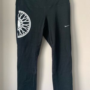 Nike SoulCycle cropped leggings, black, L